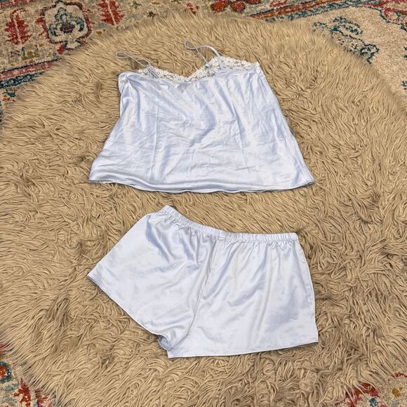 NWT Flora Nikarooz robe and silky pajama set medium - Picture 8 of 8